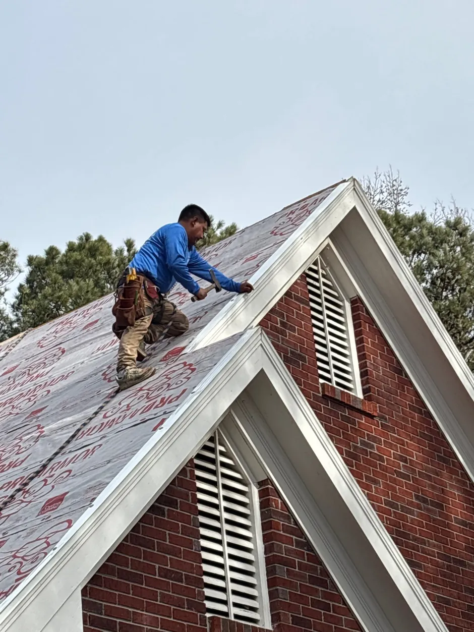 Warning Signs Your Roof Needs Repair